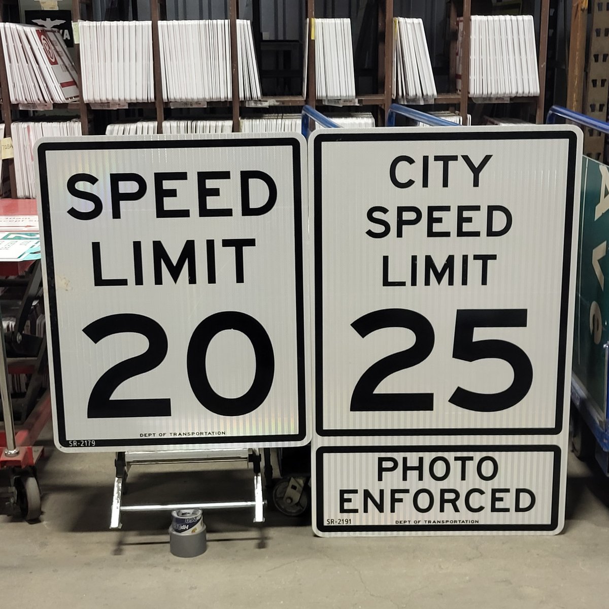 NYC_DOT's tweet photo. We're putting the 20 in 2025. By the end of this year, hundreds of locations across the city will have a reduced speed limit of 20 mph. Learn more: https://t.co/u85i89GAgb https://t.co/5YFoEayDU2