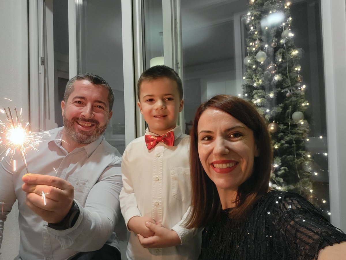 Sve najbolje u 2025 godini !!! 🍷