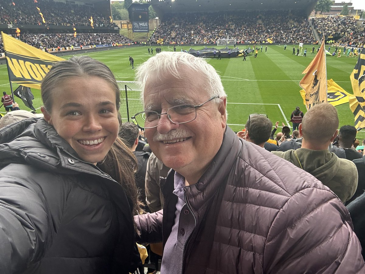 Bethmerrick2's tweet image. A year of all different memories @WolvesWomen @Wolves - here’s to the next 💫🧡🖤