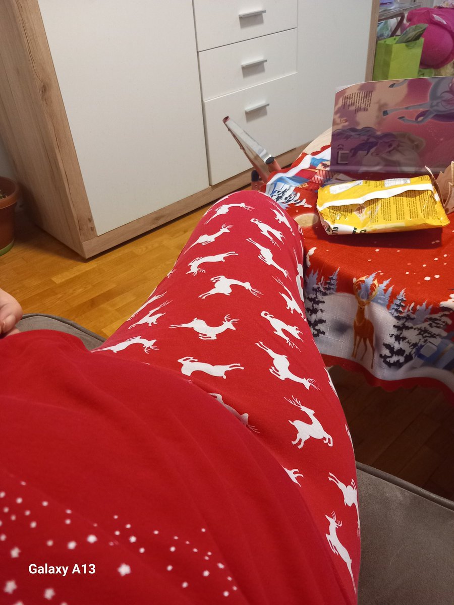 Мојот свечен фустан кој не ме собира