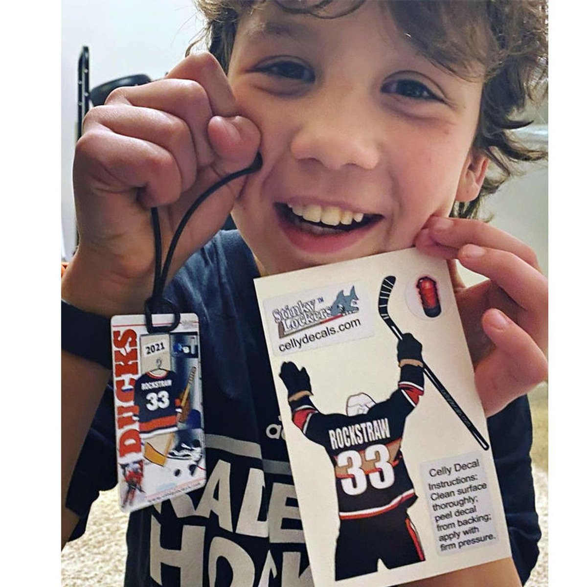 StinkyLockers's tweet image. 🥅 Customize your phone, laptop, water bottle and more with Stinky Lockers' Customizable Hockey Water Bottle Stickers! 💦 Durable and waterproof decals. buff.ly/3L1M85B 

#HydrationEssentials #CustomDecals #Stickers #HockeyGear #StinkyLockers