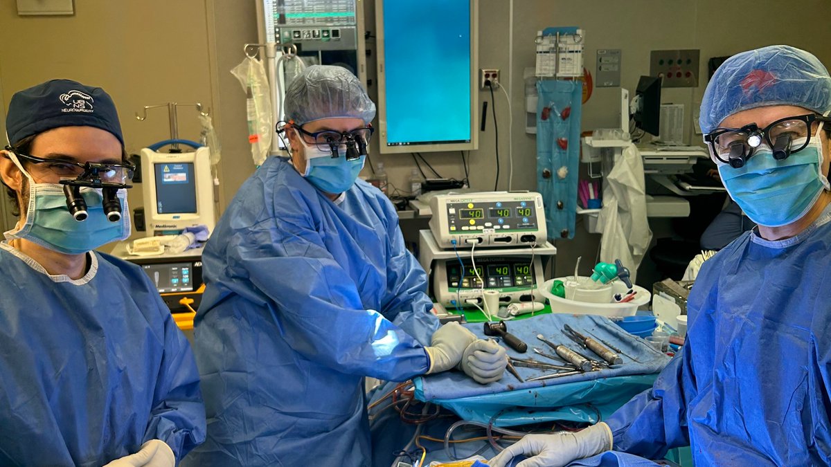 Kyungduk Rho (@duktus_venosus) on Twitter photo Last case of 2024 with <a href="/EstebanQuicen14/">Esteban Quiceno</a> and <a href="/jeffreymullinmd/">Jeffrey Mullin, MD, MBA, FCNS</a> to ring in the New Year Last case of 2024 with <a href="/EstebanQuicen14/">Esteban Quiceno</a> and <a href="/jeffreymullinmd/">Jeffrey Mullin, MD, MBA, FCNS</a> to ring in the New Year