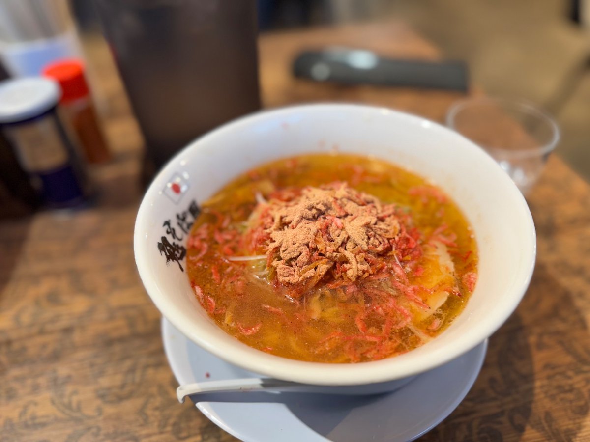 jun_pon_u's tweet image. 今年の目標はシンプルに
痩せる
です。

クリスマスに怒られたし、ライブ中にスクワットして膝に不安を感じたし、いい加減痩せます

もっと太れと煽る推しメン
vs
即刻痩せろと諭す彼女
vs
ダークライ
の行方は今年の年末の姿で察してください笑