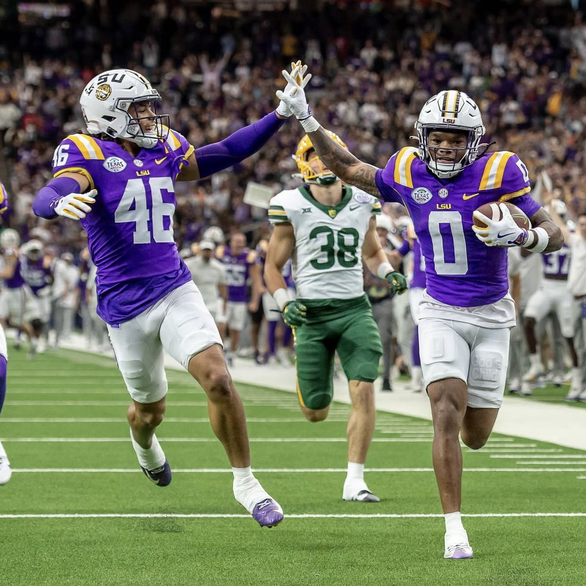 Congrats to Many High alum Tylen Singleton and the LSU Tigers. #TexasBowl #manymade