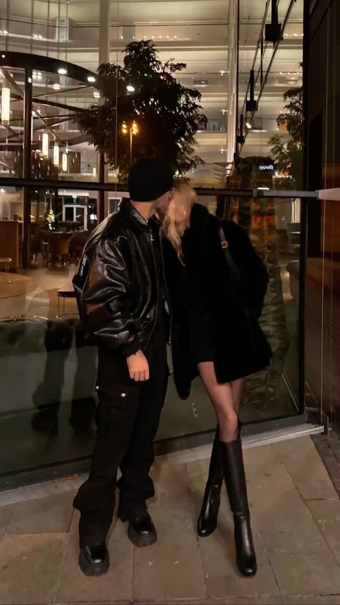 night out no rio de janeiro 🖤 @fleurivers