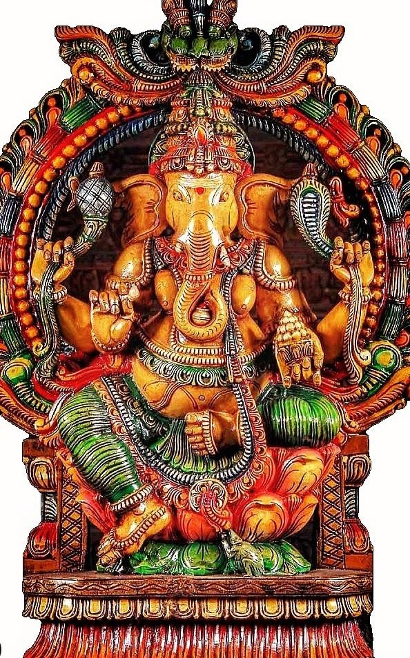 प्रथम पूजनीय विघ्नहर्ता श्री गणेश जी
      के दिव्य अलौकिक दर्शन 🐚⚜️❗
नए साल की हार्दिक शुभकामनाएं आप सभी को बड़े भैया लोग और सभी बहनों को🙏🙏
#ॐ_श्री_गणेशाय_नमः ❗❣️
#ॐ_गं_गणपतये_नमो_नम: ❗❣️