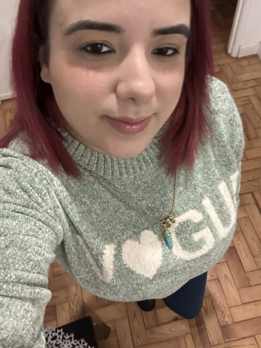 d_gabeloni's tweet photo. Que esse inicio de ano traga muitas bênçãos para todos nós ❤️🎊 https://t.co/mxFmgqDIjv