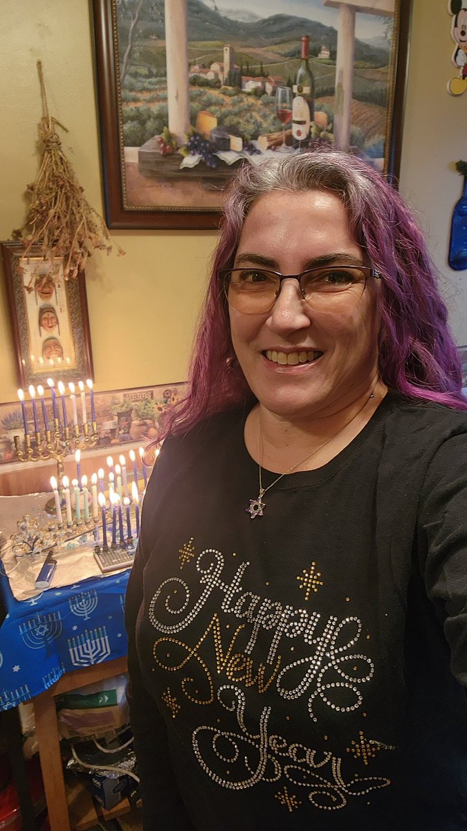 eliezrah's tweet photo. Happy #7thNight and #HappyNewYear! #Hanukkah✡️ #Hanukkah2024🕎 #HanukkahLights #HanukkahCandles #HanukkahNight7 #NewYearsEve #NewYears2025 #NewYearsEve2025🎉 https://t.co/2zPHKMkPjB