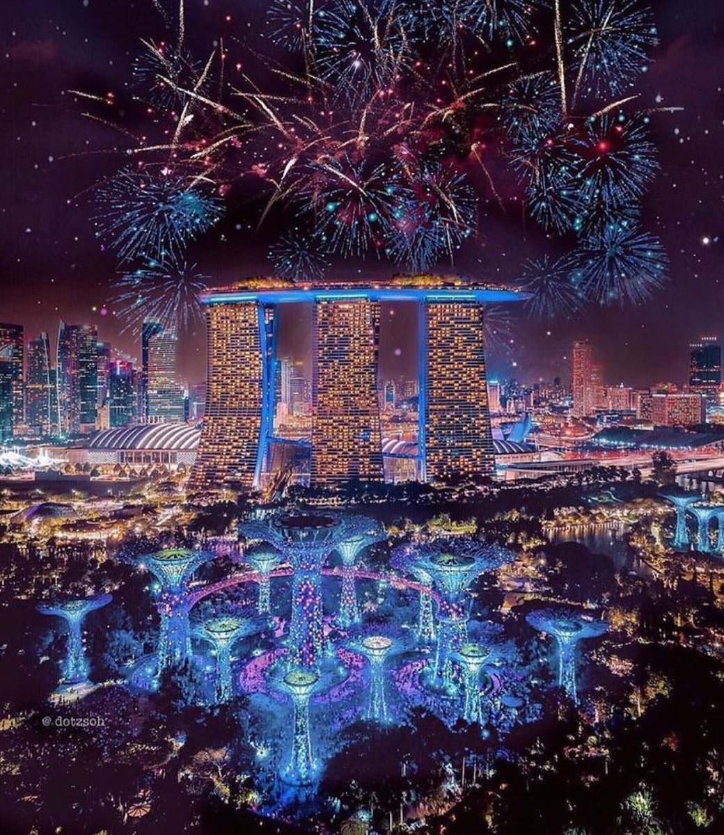 PopCrave's tweet photo. Singapore stuns in 2025. https://t.co/jjG6mFEv2I