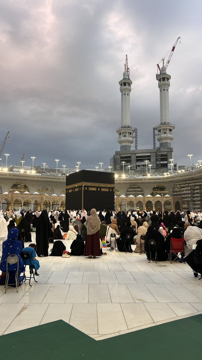 اتمني أن تجمعنا الايام قريبا ♥️