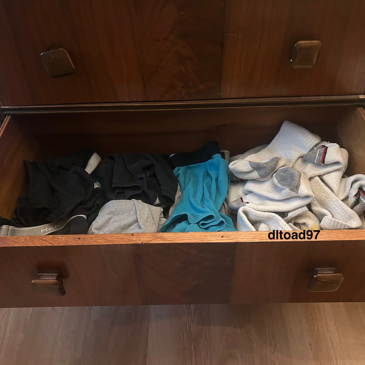 dltoad97 tweet media