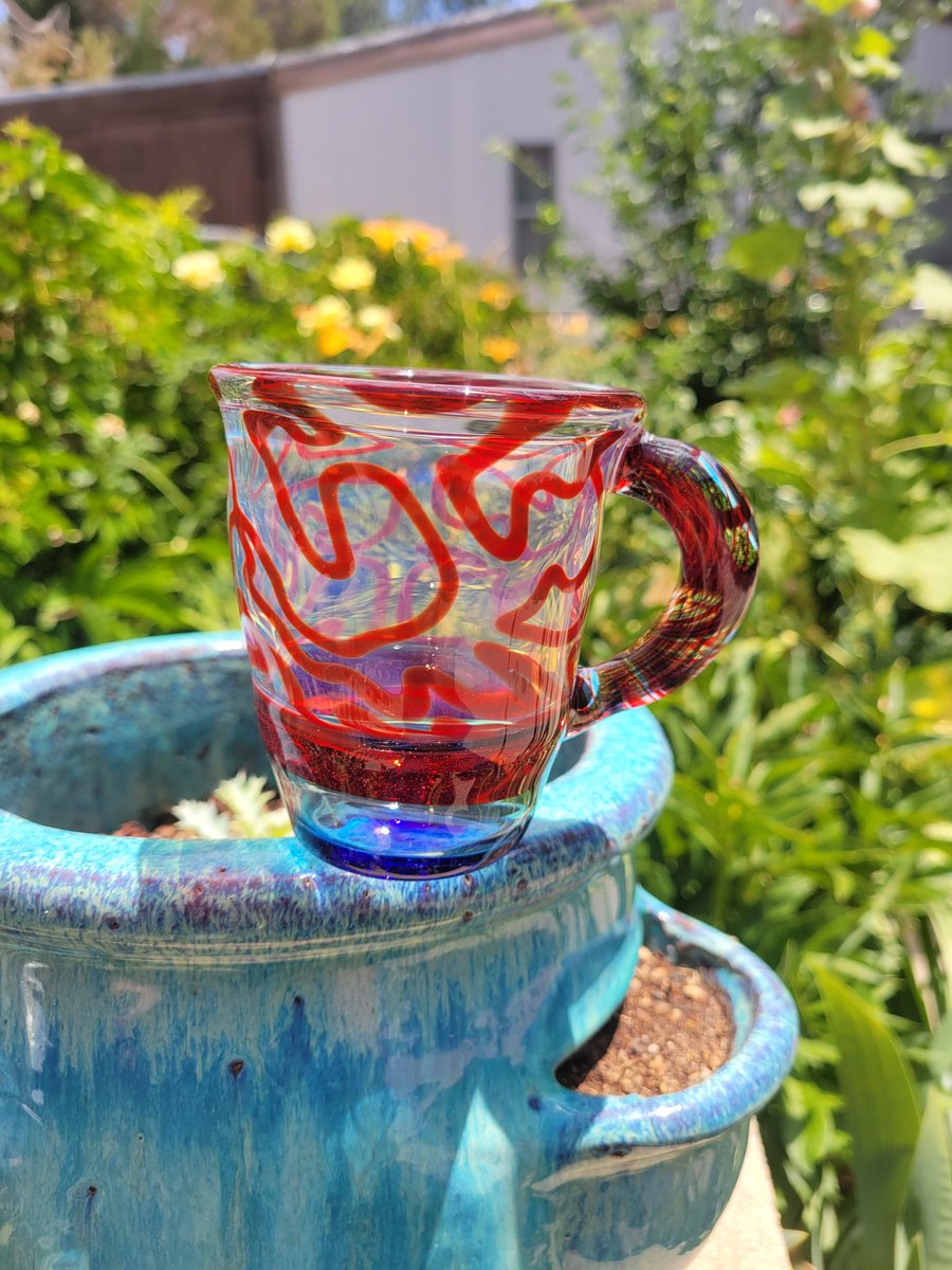 Floakstubes's tweet image. It's about time I make a bunch of little cups again.