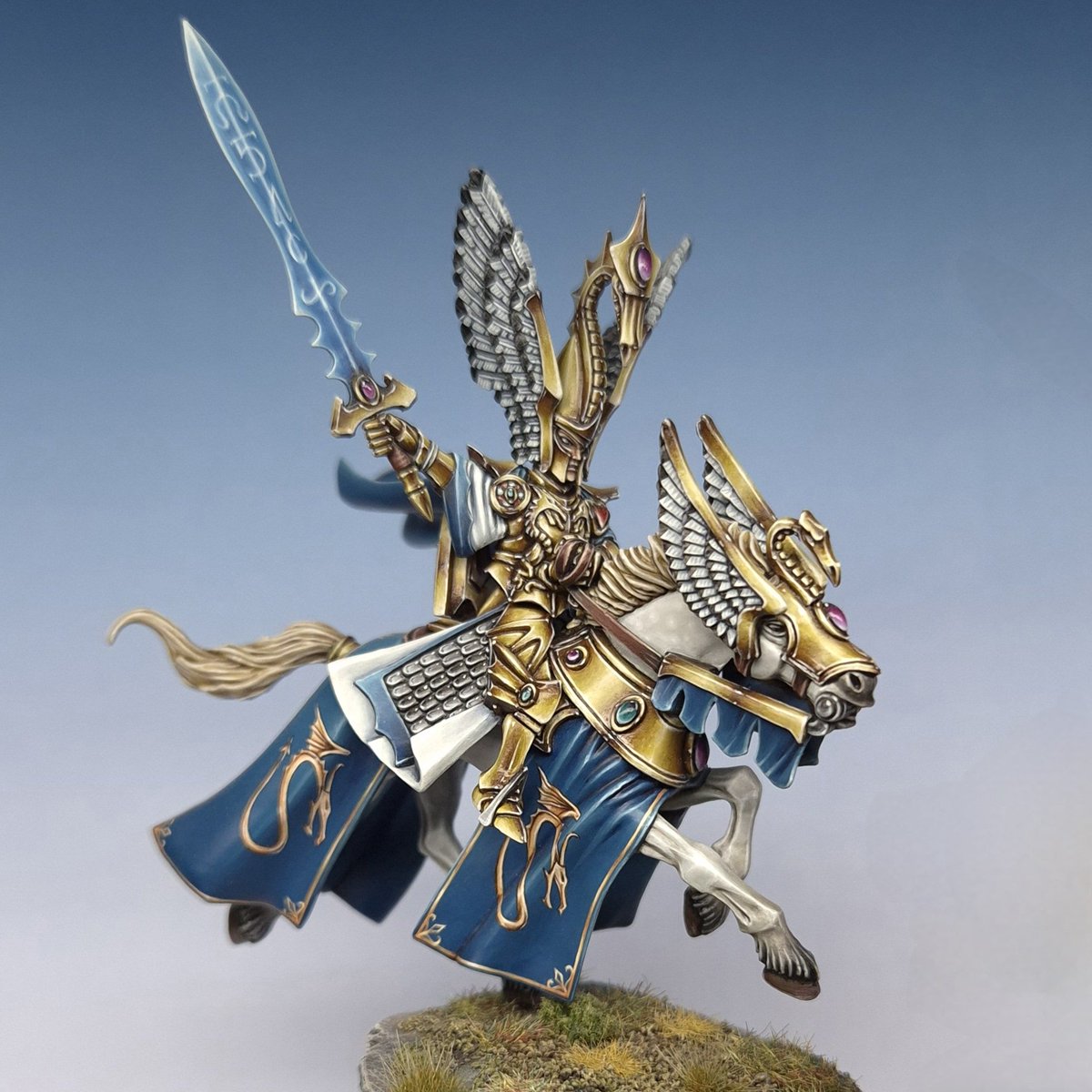 Tyrion's Charge, High Elf conversion from years ago. 
High Elves have always been my favourite of the Warhammer Fantasy Battle armies!
Need to do that army one day! 😁
#WarhammerCommunity #warhammer