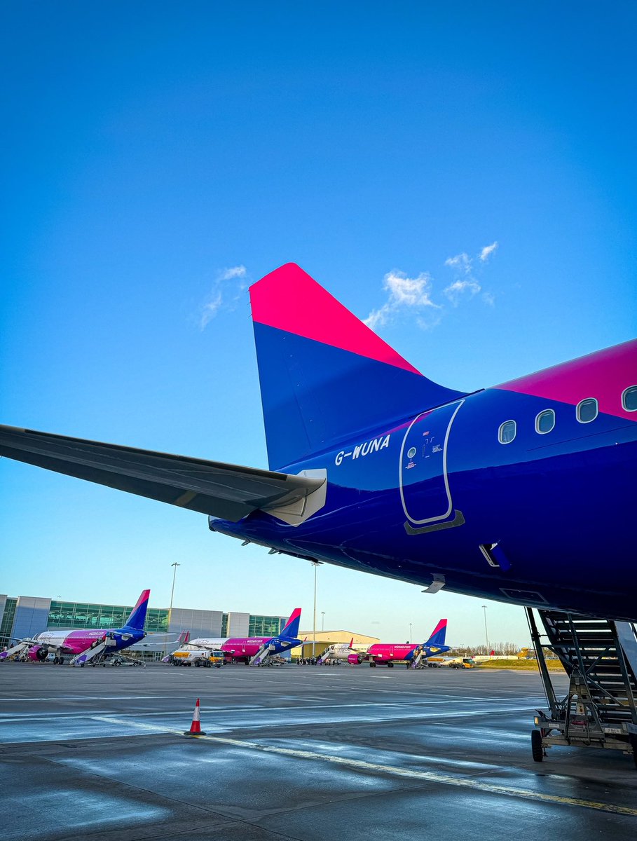 Well that’s a wrap on 2024:

✈️ 210 flights at 2 airlines
🌍 240,000 miles (almost 10x around the planet)
⏰ 647 hours
📍 55 airports
🗺️ 33 countries
👥 40,144 passengers 

Happy New Year everyone! Here’s to many more safe landings next year. ✈️🫡