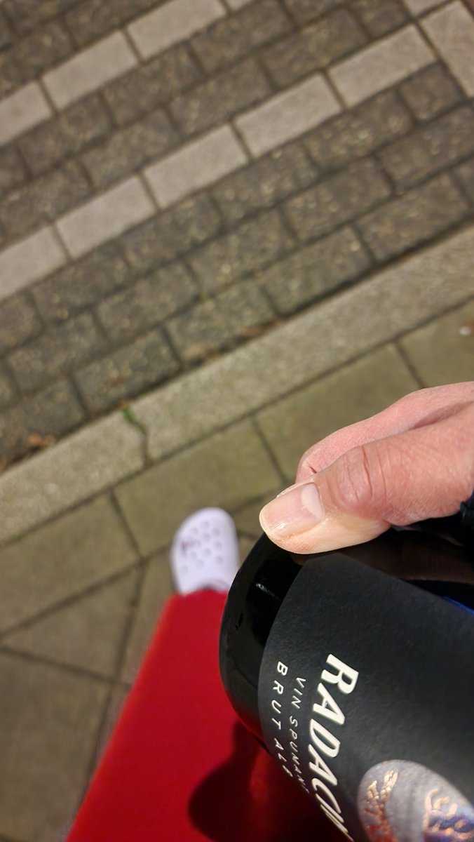 L@U ;-* ❤🧐 tweet media