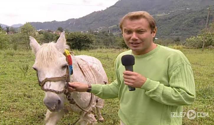 şu adam şu programla tvye geri dönse keşke ya.. her anı keyif dolu tam bir başyapıt