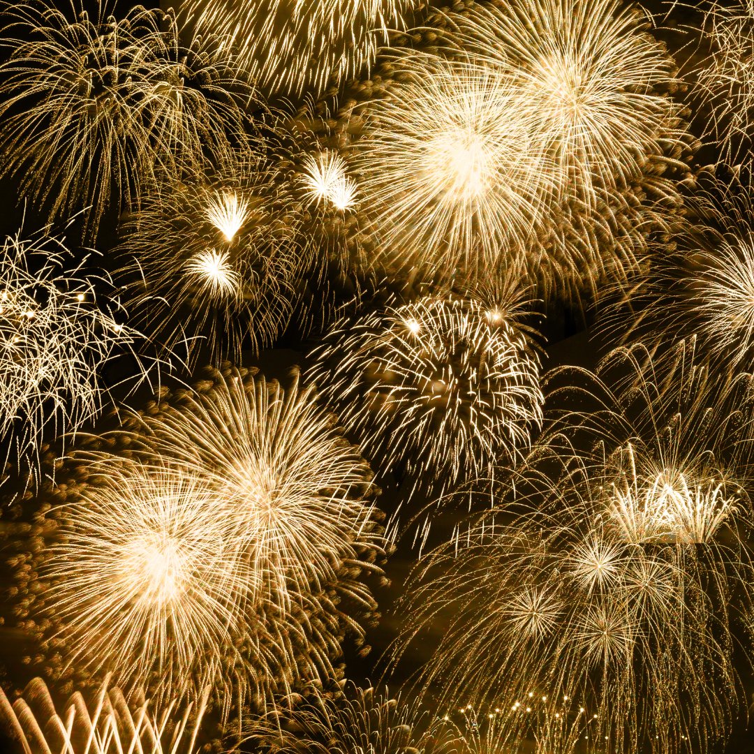 DTMtLaurel's tweet photo. HAPPY NEW YEAR!  

From the Team at the Double 😃 😃 tree Suites by Hilton, Mt. Laurel. https://t.co/fHhDkFAuOa