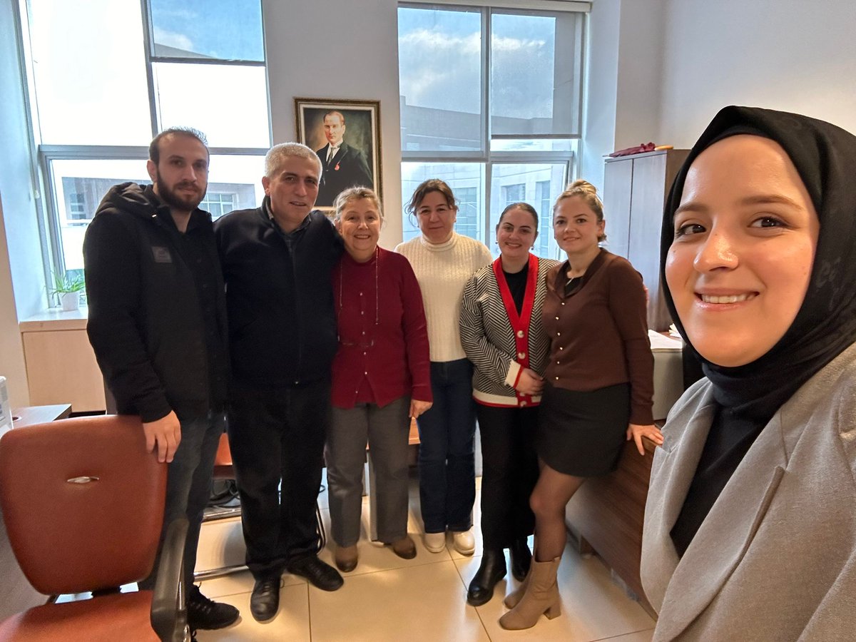 sislinufus's tweet photo. 2024 yılını çok çalışarak başarıyla uğurladık.
Hedef 2025, çalışacağız, başaracağız,  kazanacağız...
Tebrikler Şişli Nüfus🇹🇷 
Tebrikler Çağlayan Adliye Temsilciliği🇹🇷
@AliYerlikaya @itasyapan @gul_davut @istanbulilnufus @SisliKaymakam 
#HayatınızınHerAnında https://t.co/NsPF0tIJuo