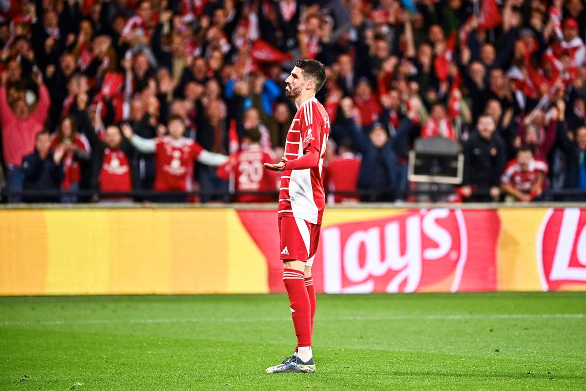 2024 ? Facile. Place à la suite.