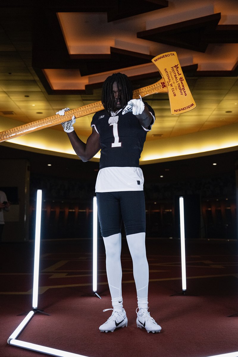 ChiColeman23's tweet image. 🔥 I am FIRED UP to be partnering with @DTAthletes 🔥
Support my teammates and me through Dinkytown Athletes - They provide exclusive content, events, videos and much more‼️
Join Dinkytown Athletes today 👀⬇️
dinkytownathletes.com/memberships/