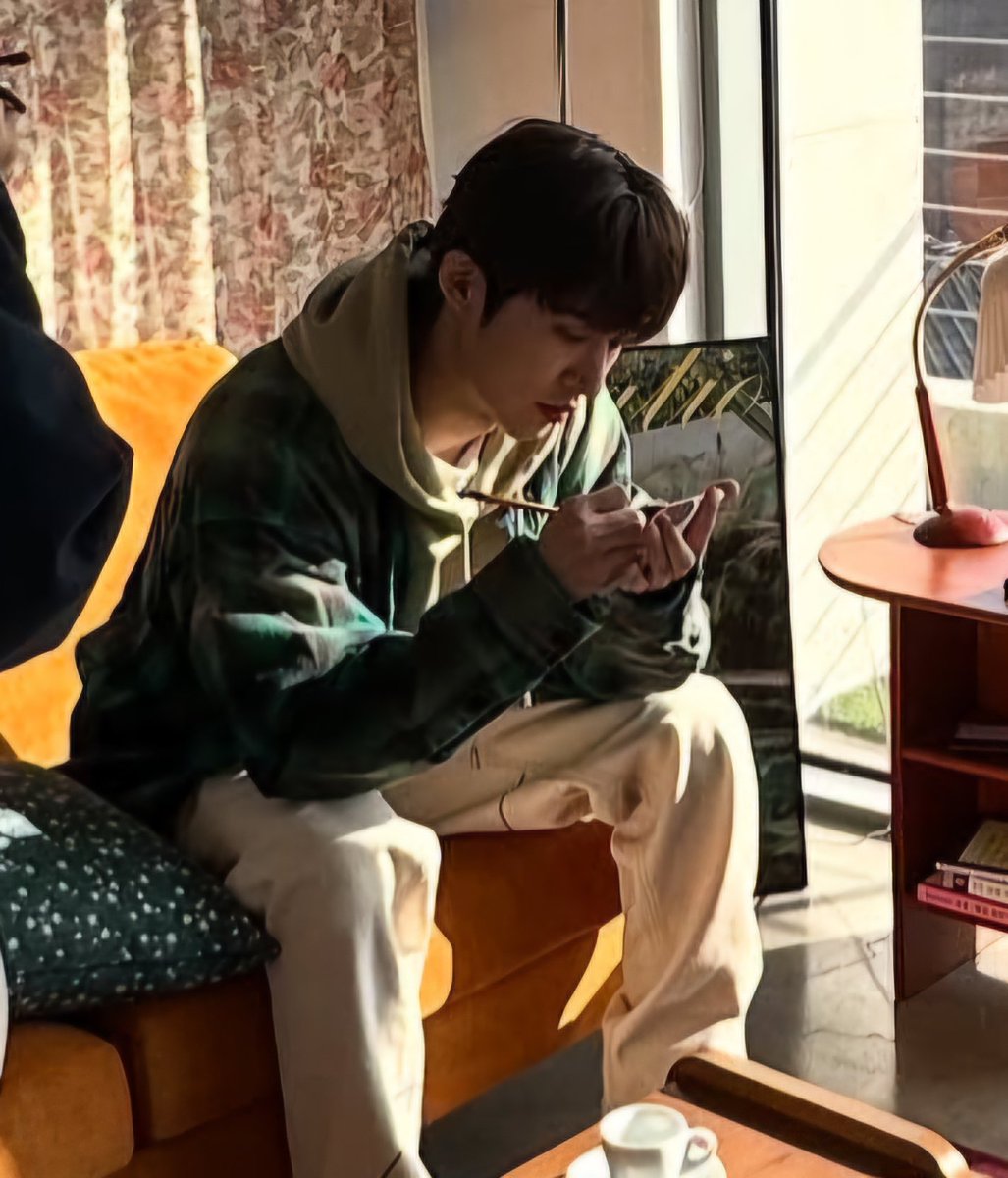 jjin_0717's tweet photo. 😴🐤✌️😆 햅삐뉴이어💚 https://t.co/99aXfXz5Am