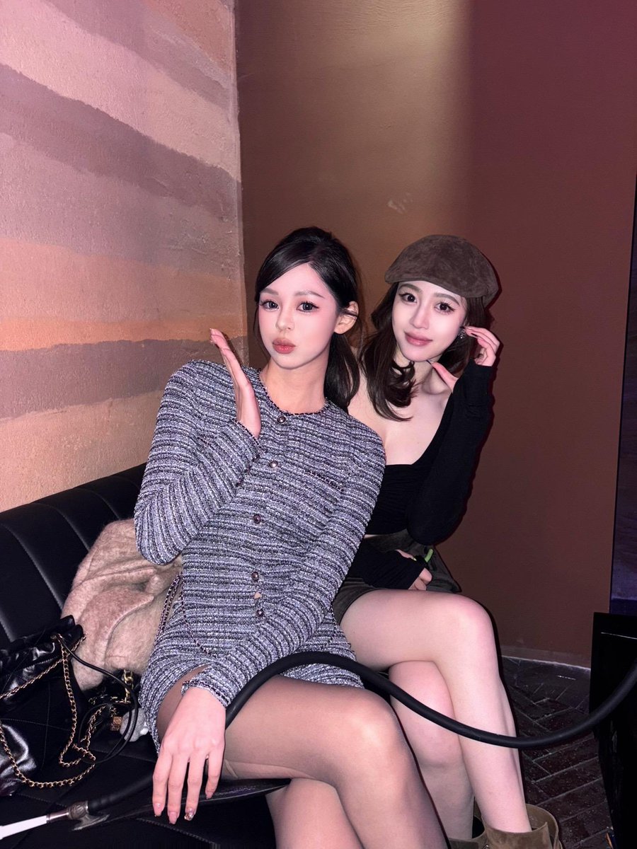 aorina0629's tweet photo. Happy day ！❤️
#女神 #白富美 #大长腿 #极品 #女神婊 #反差婊  #羞辱  #骚货 #反差 #肉便器 #颜射 #母狗 #聊骚  #骚逼 #女神婊 #评价 #爆操 #辱骂 #欠操 #社死 #鸡巴 #肉棒 #曝光 #问答 #背德 #人妻  #肉便器 #鸡巴套子 #调教 #打分 https://t.co/MLT3WuTcH2