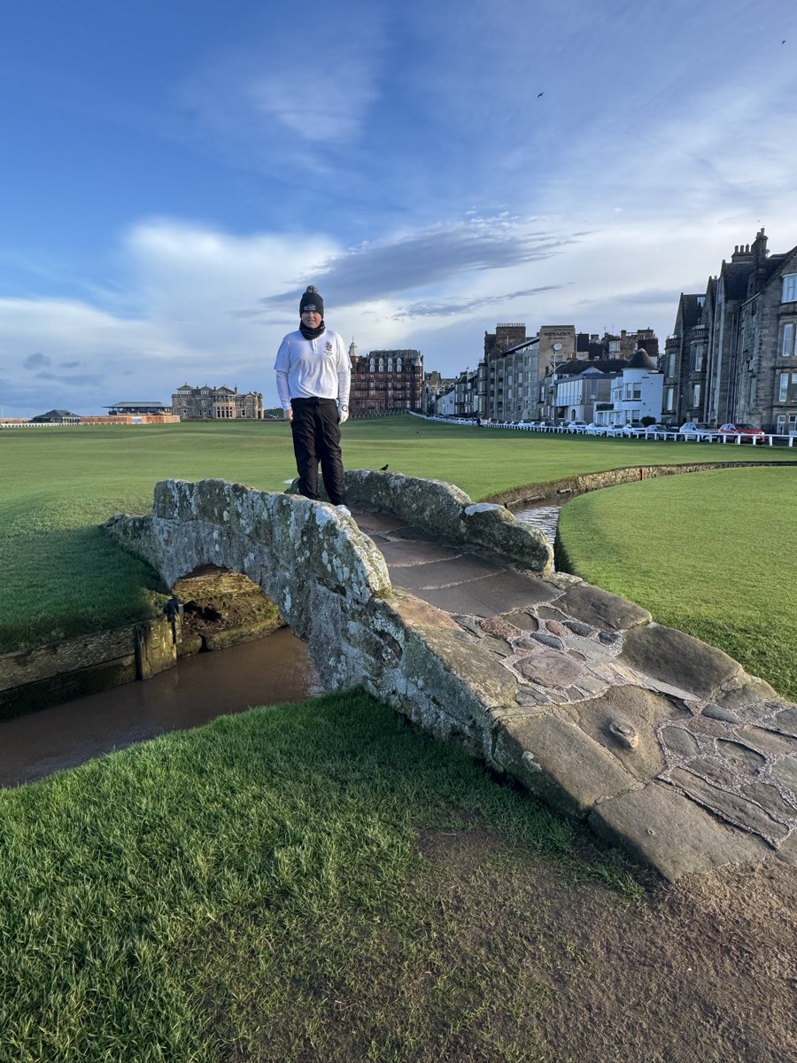 Bigsymind's tweet image. St Andrew’s Old Course today, 5 over for the lad today. In all the winds and rain possible mind