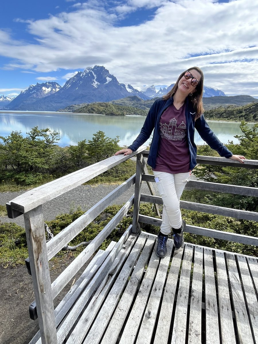 mireia_nadal's tweet photo. Great scenery at #LagoGrey
The route to access it, it’s a little bumpy but amazing views along the way
#TorresDelPaine #ChilePatagonia https://t.co/3Lsjdhx4Bh