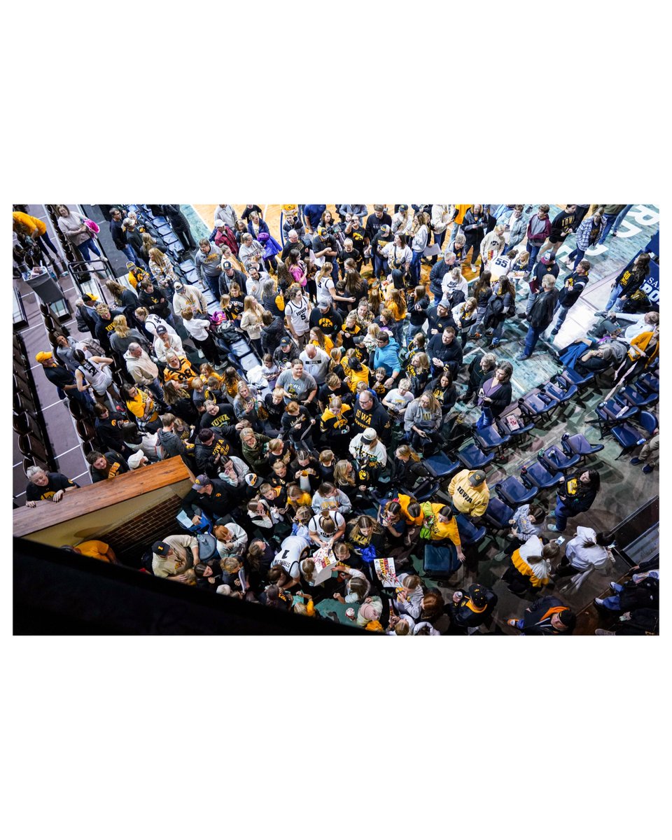 My favorite photos from work at the <a href="/sanford_complex/">Sanford Sports Complex</a> in 2024 📸🧵

1. Ceremonial Tip
Pediatric cancer survivor James Pizer throws a ceremonial tip prior to Iowa vs. Utah

2. Champs Are Here
Minnesota State’s Kyreese Willingham hoists a piece of the net after winning the NSIC