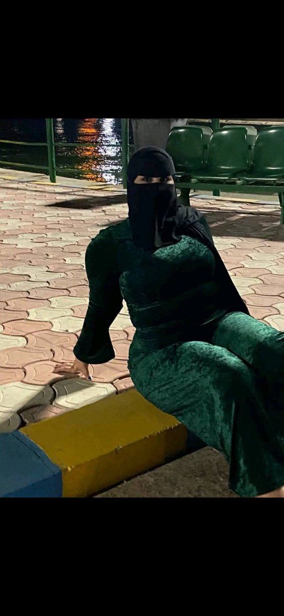 كل سنة وأخواتنا بالوطن و كل الإخوة المسيحين و المسيحيات بخير . عام سعيد عليكم و علينا . اتمنا لكم كل الخير و السعادة