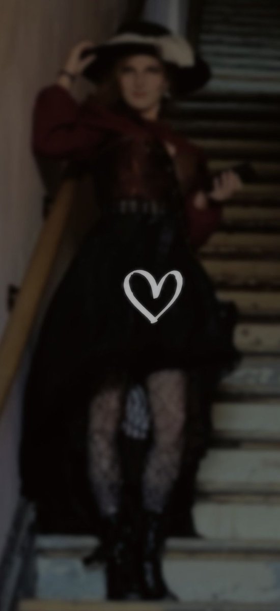 Ember319098's tweet photo. From my ghost hunting days, haha- I wanna go back! https://t.co/7jPY0K5W0W