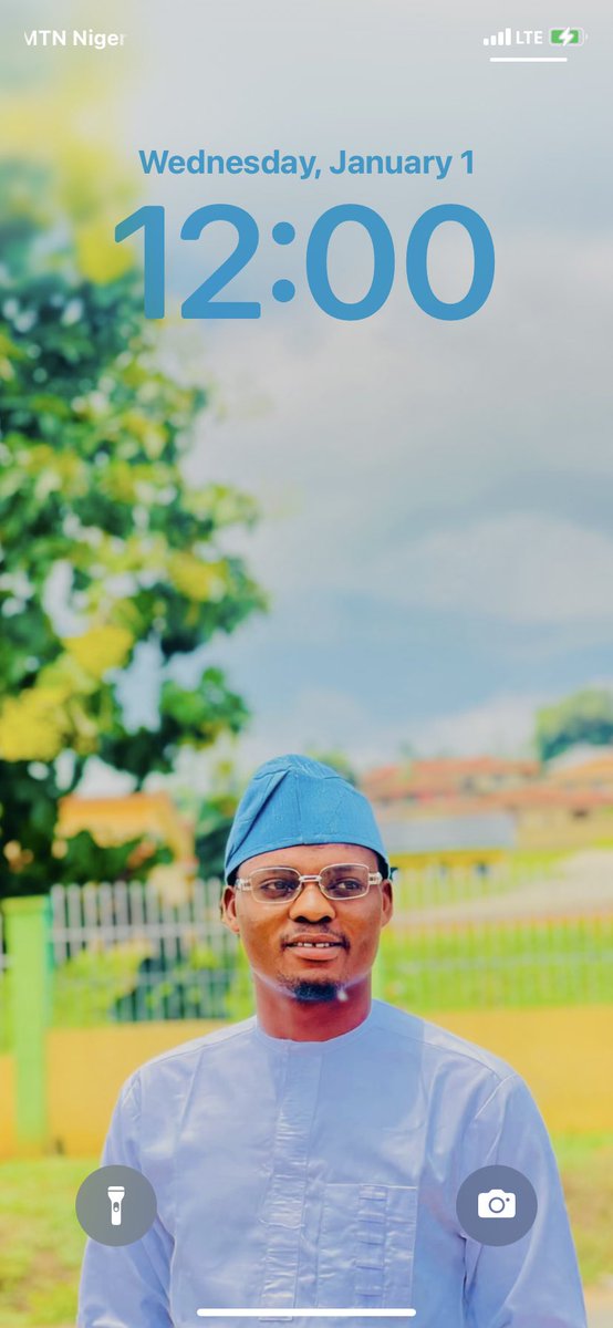 KayodeOluyeye's tweet photo. Happy new year everyone https://t.co/8EGqkEes7m