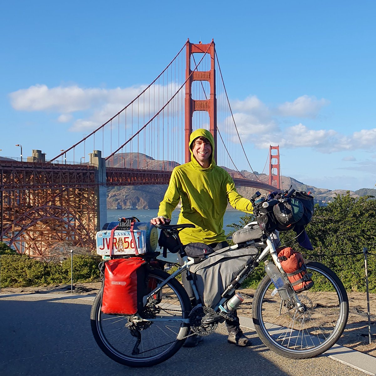 JJROCKETS's tweet photo. 2024 was pretty neat, cycled just over 15,000 km / 9,300 mi including across New Zealand, Alaska, Canada, and down the West Coast USA. Next year should hopefully be just as epic! https://t.co/PoczZ2ug5B
