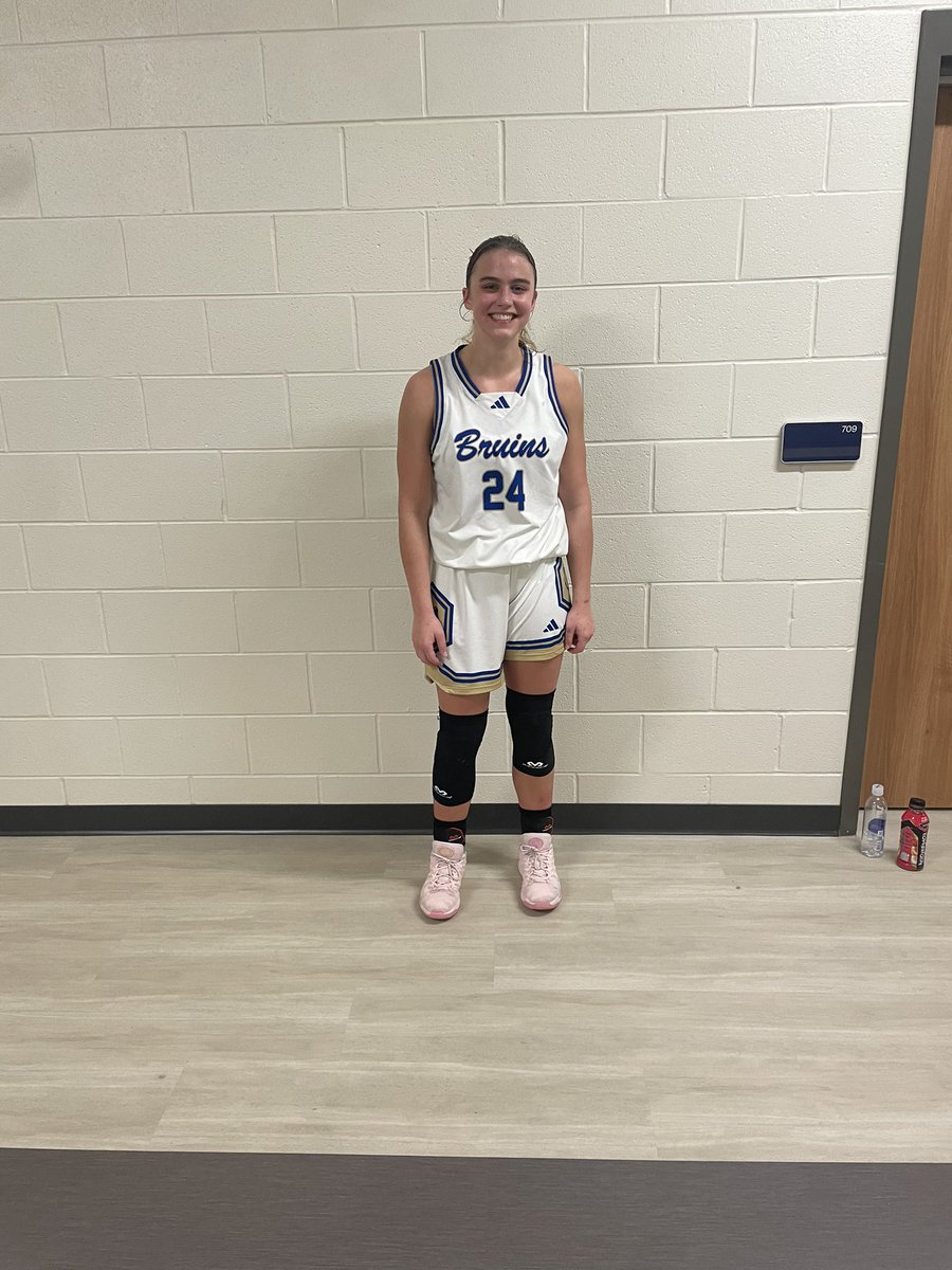 Webb-60
Brentwood-53

Webb MVP-Dasha Biriuk 
Brentwood MVP- Ella Ryan

Final
Music City Hoopfest