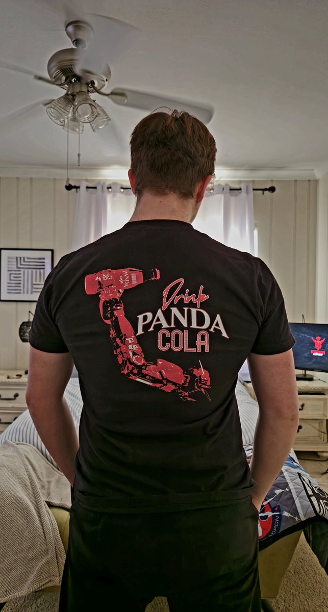 Just got my <a href="/MercilessHub/">Merciless esports</a> merch in.. gotta say I'm LOVING it!  #DrinkPandaCola <a href="/playoffthegrid/">Off The Grid</a>