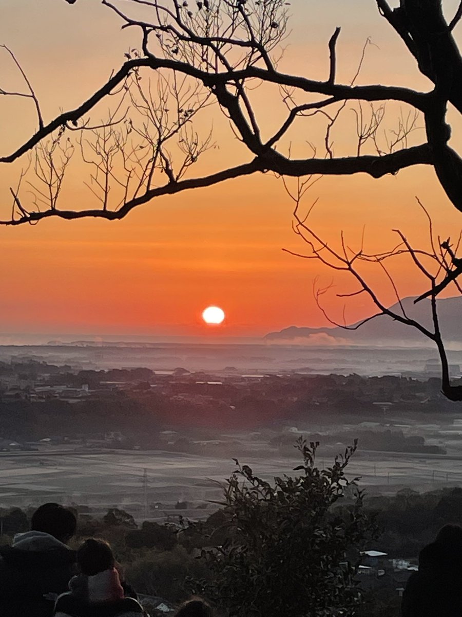 初日の出見に行けた🌅
今年は穏やかな一年になりますように！