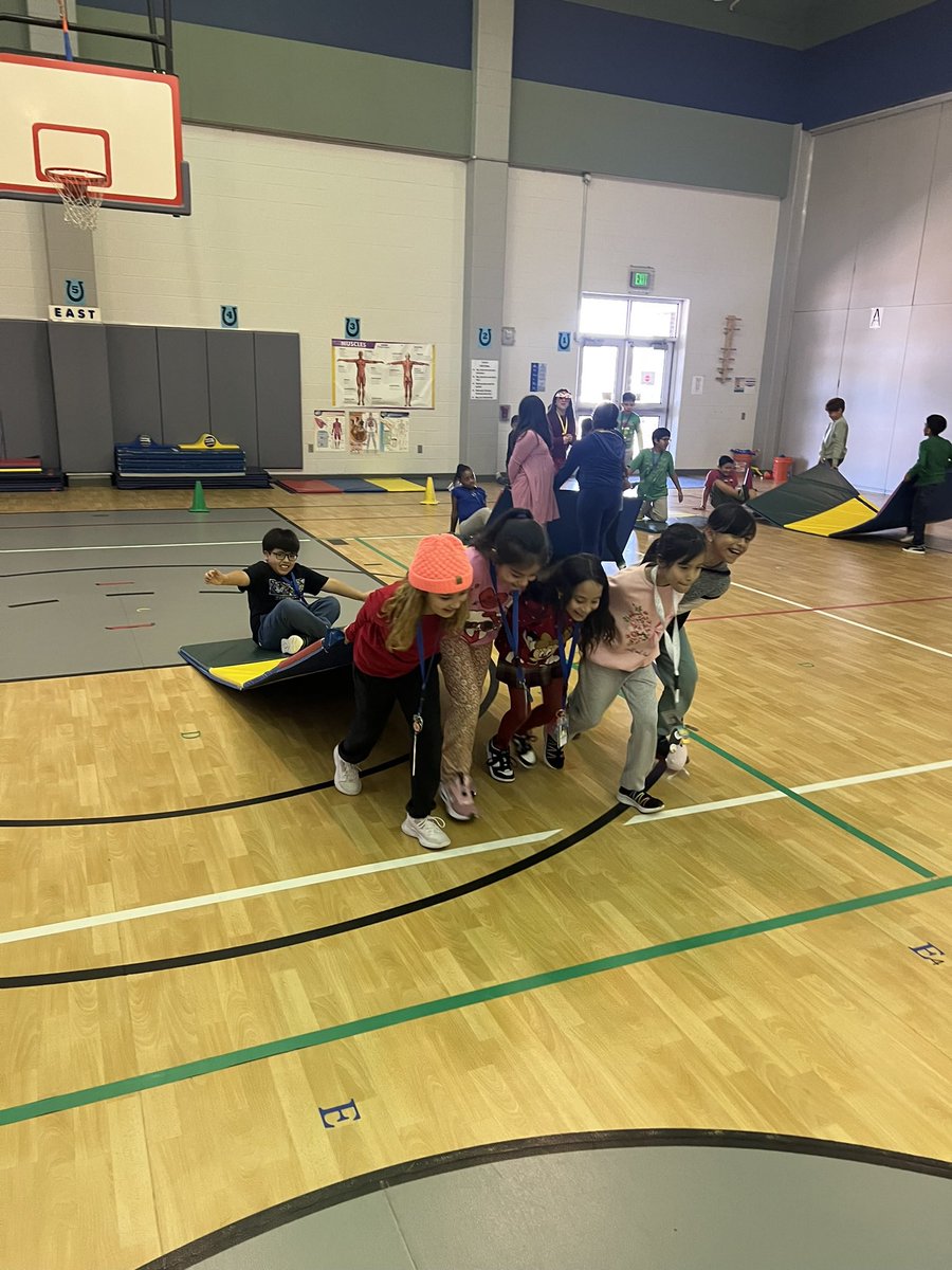 Oleksandr Hirka (@oleksandr_hirka) on Twitter photo Our #PhysEd students got to finish out our week before holiday break by “Winter Sledding/Snowboarding”! <a href="/USEStallions/">Stephens Elementary</a> Our #PhysEd students got to finish out our week before holiday break by “Winter Sledding/Snowboarding”! <a href="/USEStallions/">Stephens Elementary</a>