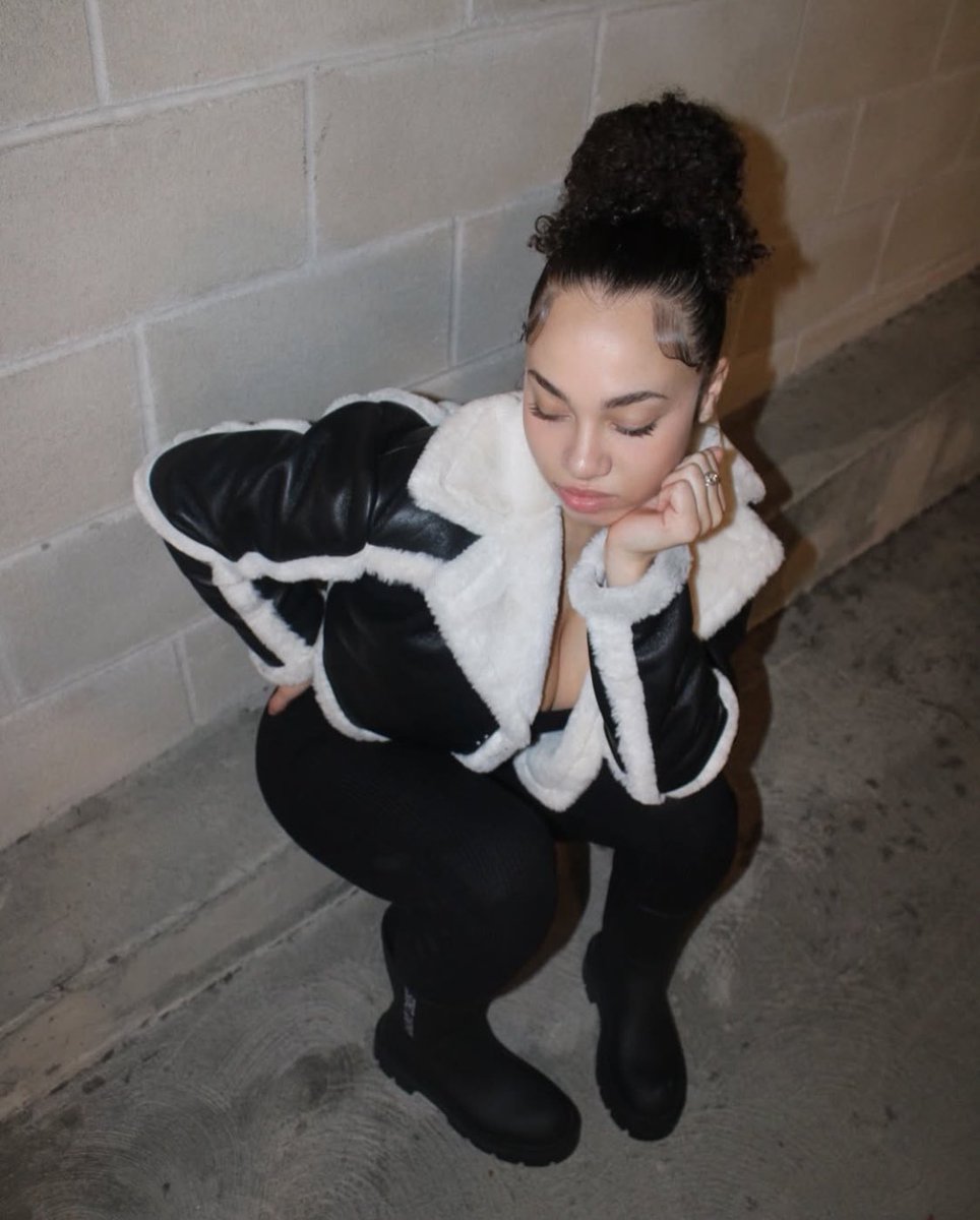 Alice Cahall tweet media