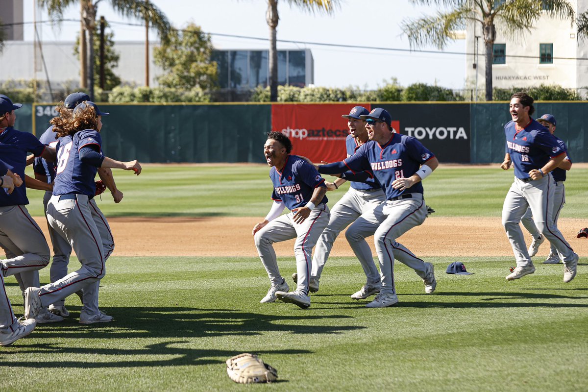 FresnoStateBSB's tweet photo. 2024 was one we’ll never forget 🥲

Here’s to 2025 🎉 https://t.co/GmpxugtZeN