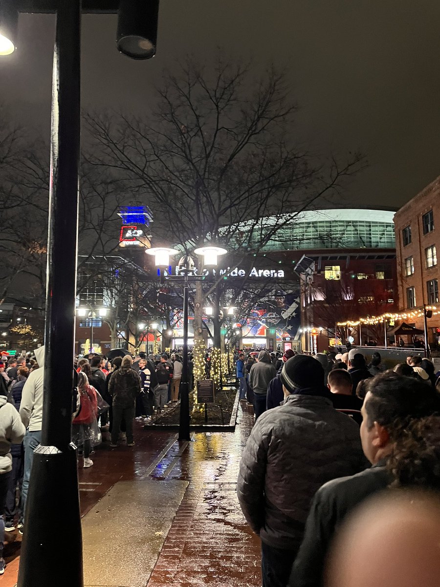 #cbj 7:30 PM, Arena security is ridiculous