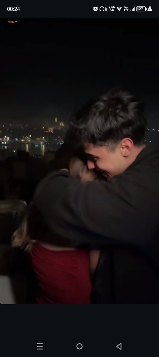 Muberranur1's tweet photo. Ve peri masalı mutlu sonla bitermiş💋❤ #cemcel @cellatresmi @cemresolmaaz https://t.co/uSPRT4OOLM