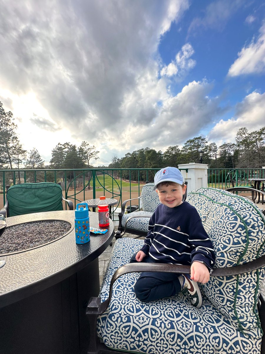 malachikoop's tweet image. Closing out the year at Midpines with my favorite golfing buddy. Teaching him that the post-round drink &amp;amp; debrief is the best part of golf.