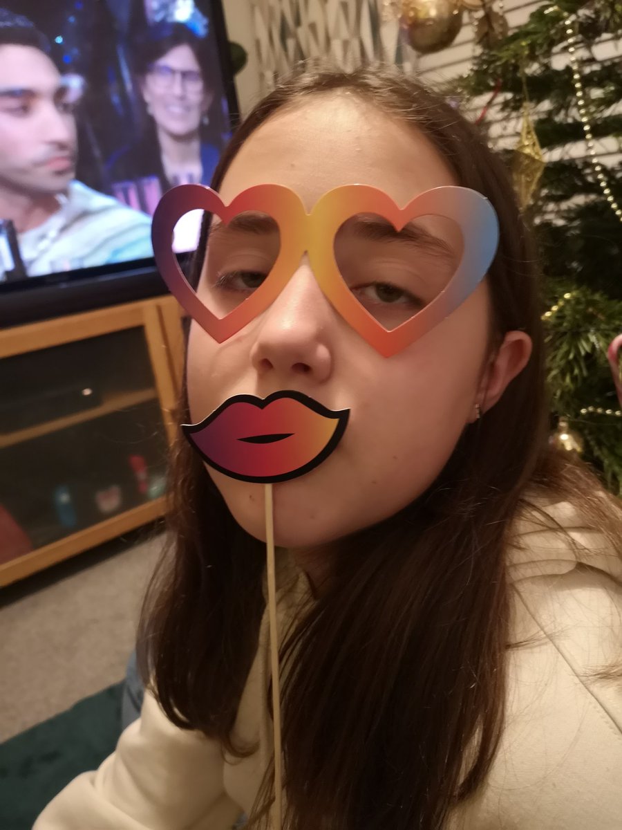 Happy New Year everyone! ❤️🎄🎶🎉