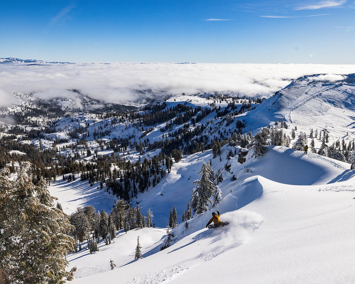 palisadestahoe's tweet image. We're gonna choose to remember 2024 with days like this 🤩 Yesterday was one for the books on Granite Chief.

📷 Ryan Salm