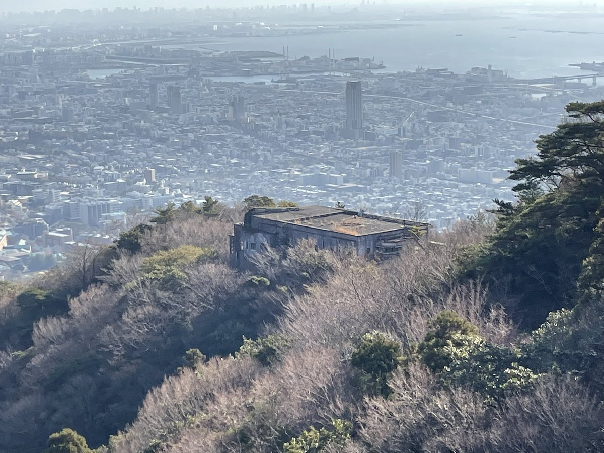 DocFrankie's tweet image. 今朝の摩耶ケーブル山上駅、マヤカン
#マヤカン　#摩耶ケーブル