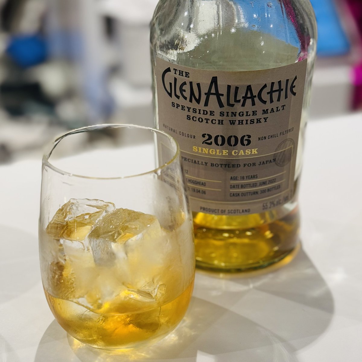 ikkou's tweet photo. 2024 to 2025は年越しIDOLYで岸田メル先生の推すウイスキーをいただいていました🥃

年明け1杯目は新年にぴったりのCOMPASSBOX SHARE,ENJOY,CELEBRATE! に始まり2杯目にはGLENALLACHIEの日本市場向けを、3杯目に飲んだ #thesinglecask LEDAIG 29 Barrelはちゃくちゃ美味しくて最高の一杯でした🙏 https://t.co/w9gawkk33O