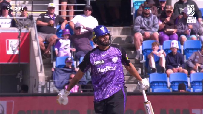 Sound off the Bat 🚀 📹 Credits: Twitter/BBL