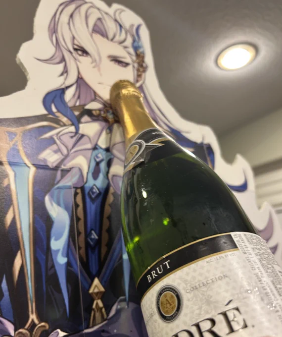 happy new years eve bros have neuv turning up + a nye comic wip that i'll finish sometime tonight after i'm freed from social thingz 
