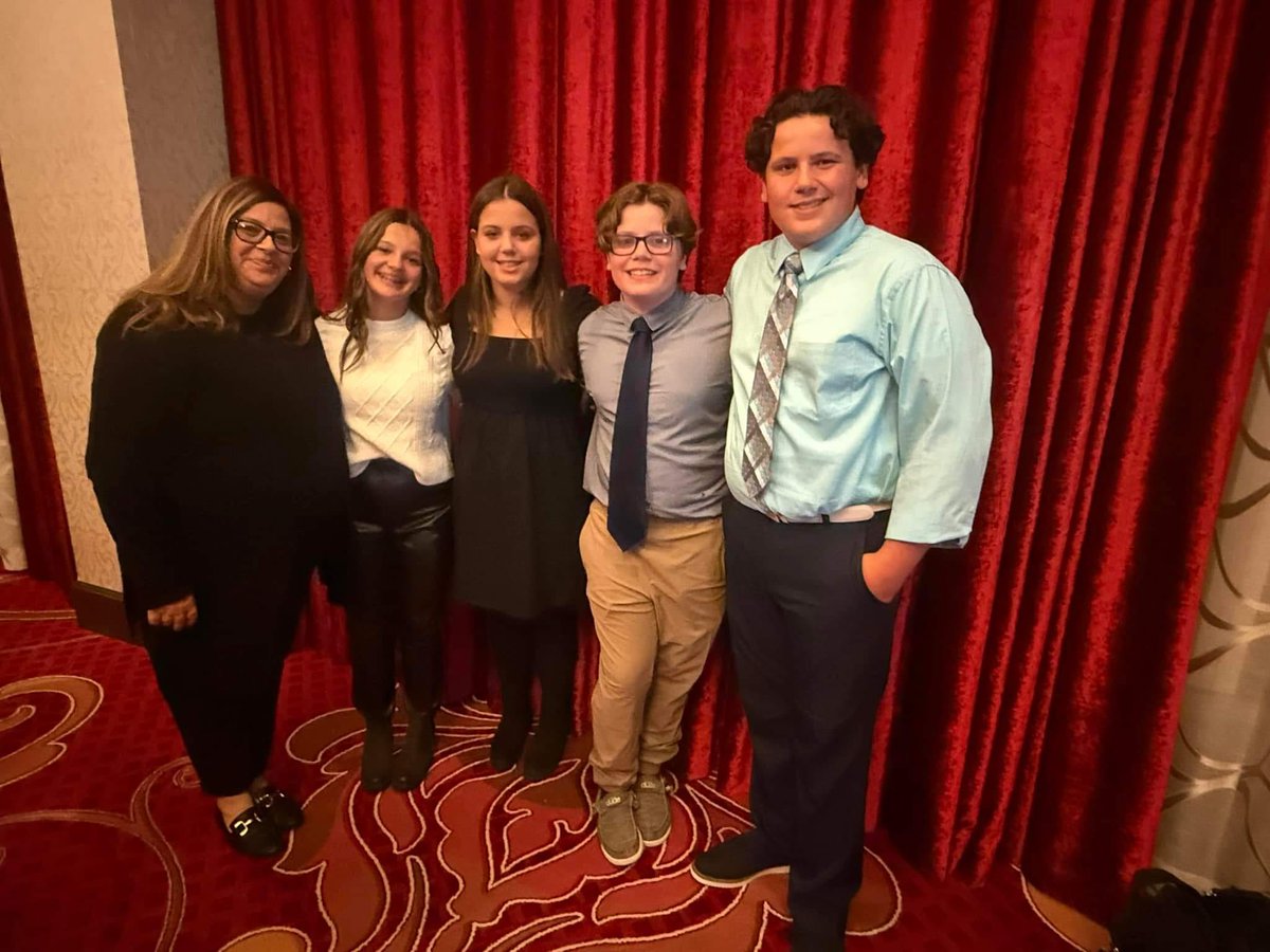 Looking forward to a new journey <a href="/Brockport/">SUNY Brockport</a>. Honored to join the SUNY Brockport PETE program and the Golden Eagles Family.
<a href="/drajames2001/">Alisa James</a> <a href="/SheriTread/">Dr. Sheri Treadwell</a> <a href="/SHAPEAmerica/">SHAPE America</a> <a href="/NYSAHPERD/">NYS AHPERD</a> <a href="/WZ_NYSAHPERD/">Western Zone NYS AHPERD</a> 🙏🏼😀❤️🇨🇦!