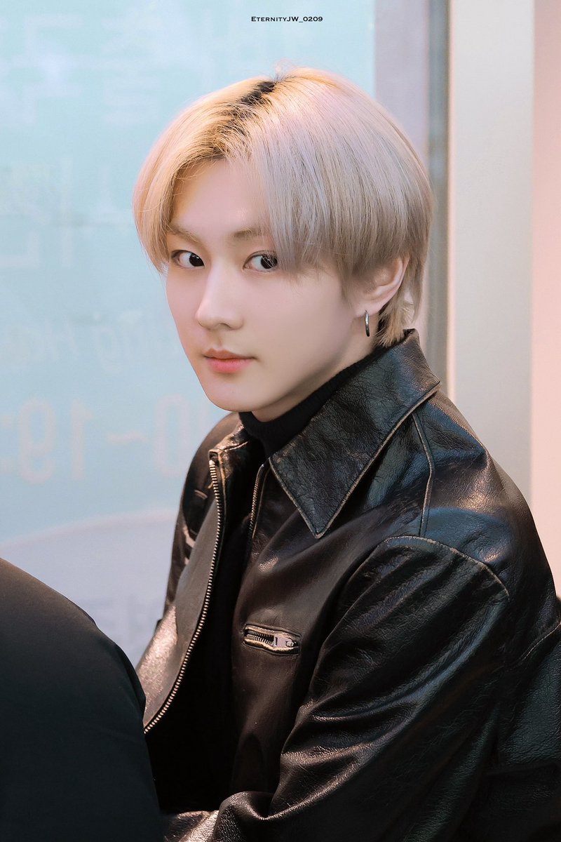 EternityJW_0209's tweet photo. 250101

#양정원 #정원 #JUNGWON  
#ENHYPEN #엔하이픈 #ジョンウォン https://t.co/49xG4n4MIG